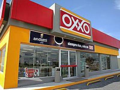 OXXO amplía a 24 horas el servicio de retiro de efectivo con tarjetas de débito