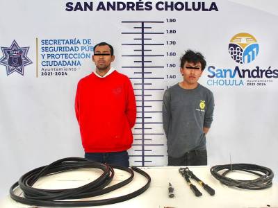 Mediante red de videovigilancia, detiene policía de San Andrés Cholula a dos hombres por robo