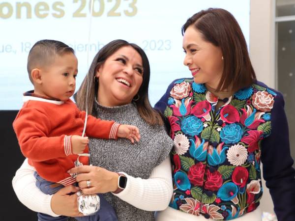 Con programa de adopciones, vivir en familia en Puebla es una realidad