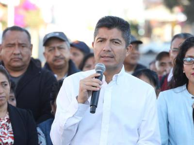 Reprocha Rivera Pérez a AMLO por falta de recursos