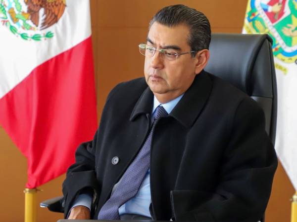 Llama Sergio Salomón a alcaldes a reforzar seguridad