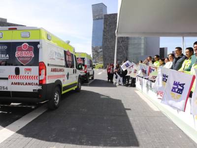 Con entrega de ambulancias, Gobierno de Sergio Salomón fortalece red hospitalaria y atención