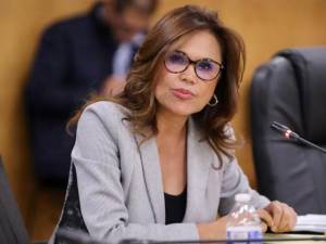 Blanca Alcalá propone iniciativa para rescatar al sector cultural del país y fomentar su desarrollo