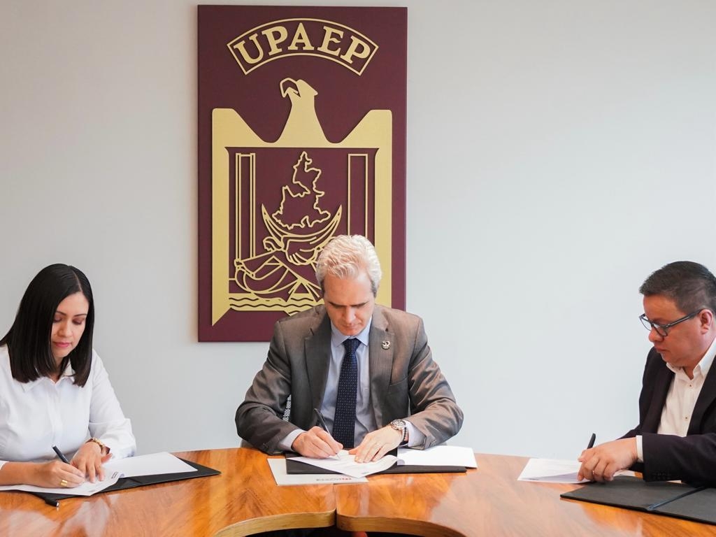 IEE Puebla y  UPAEP firman convenio de colaboración