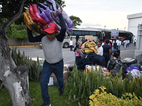 Entrega BUAP más de 30 toneladas de víveres en apoyo a damnificados de Guerrero