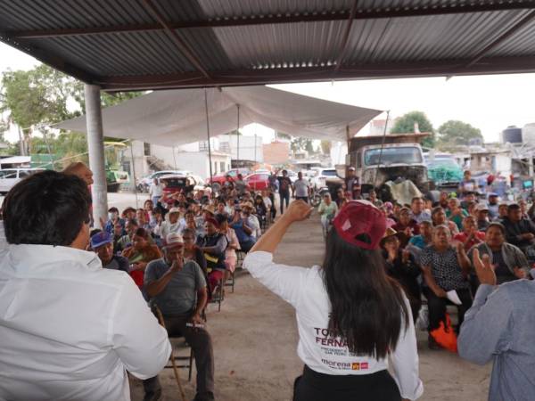 Campesinos de San Pedro Cholula confían y apoyan a Tonantzin Fernández