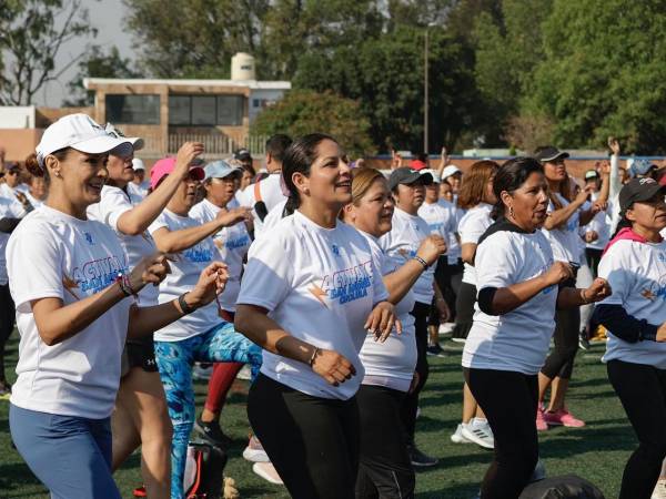 Lupita Cuautle impulsa la salud y cohesión social durante el evento “Actívate San Andrés Cholula” organizado por JJ Sport