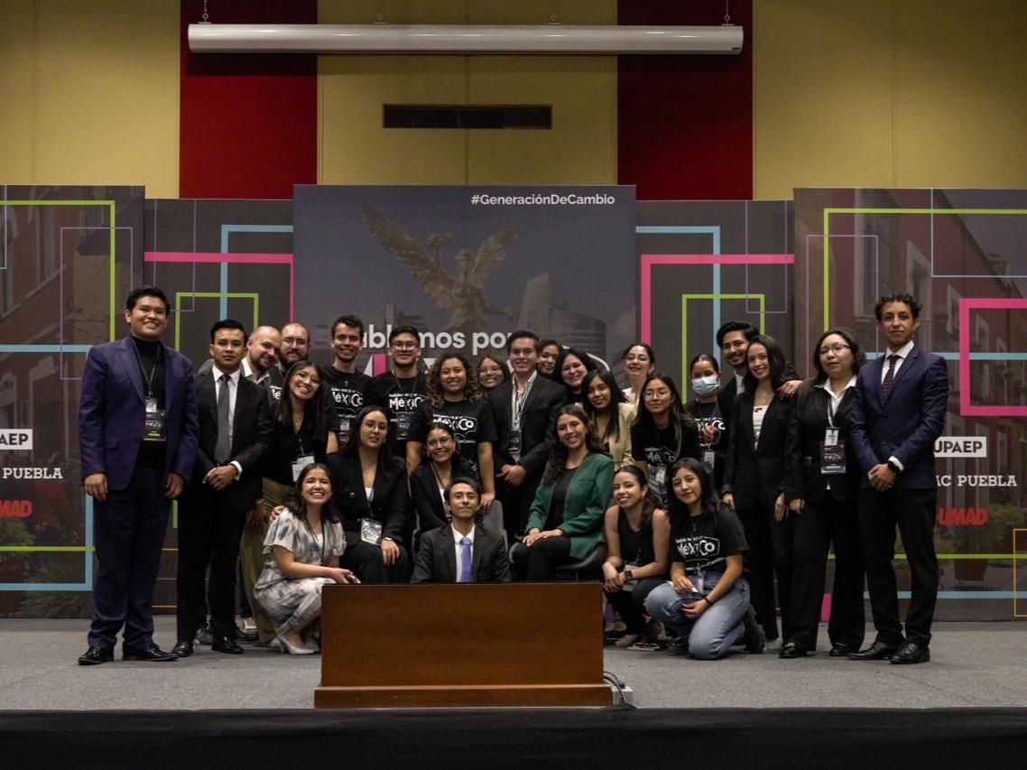Estudiantes UPAEP dialogan con candidatos a la gubernatura de Puebla