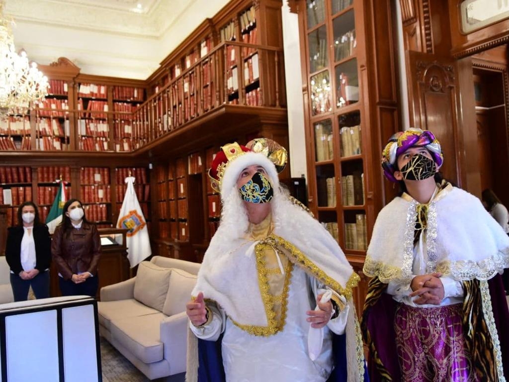 Reyes Magos vacacionan en la Cuidad de Puebla
