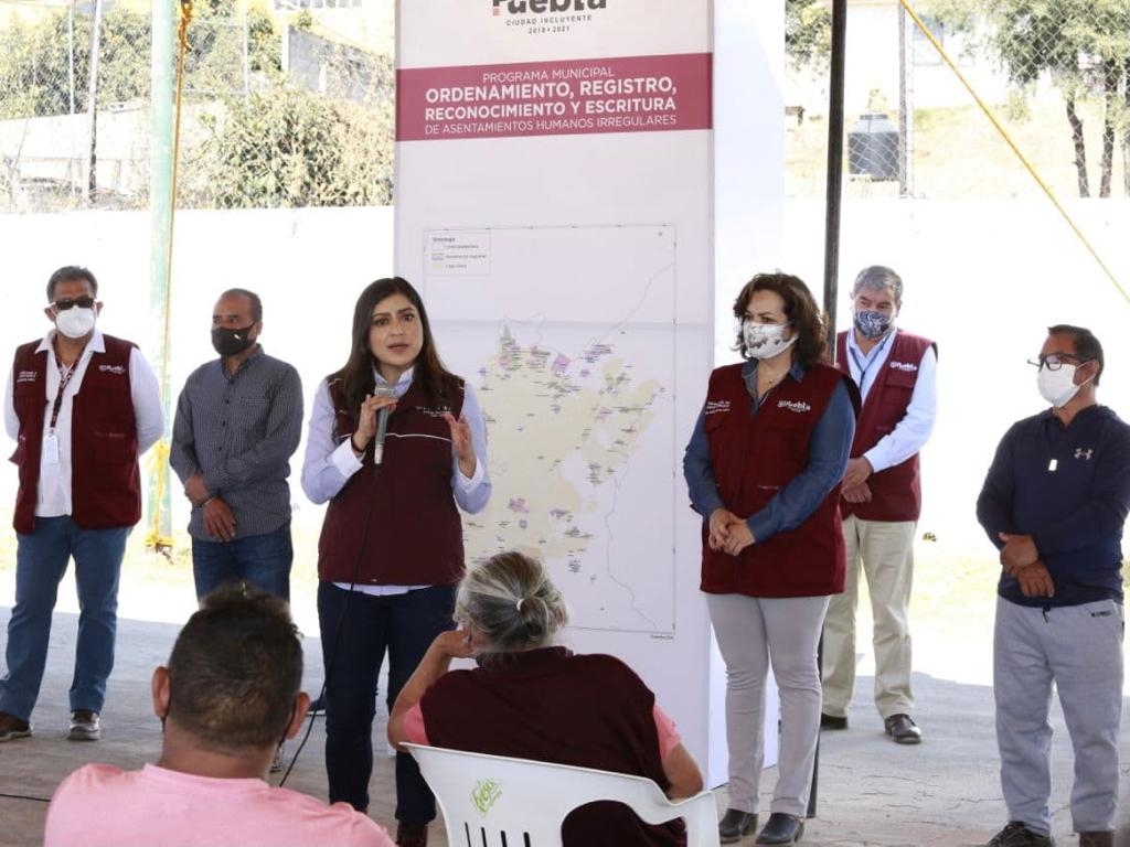 Ayuntamiento de Puebla avanza en el asesoramiento en campo sobre regularización de colonias