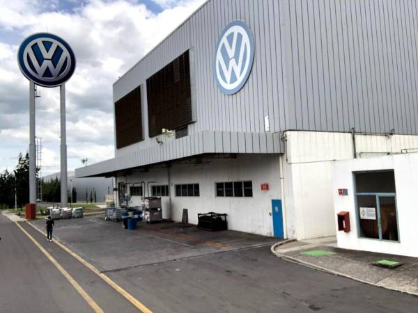 VW nuevamente entra en paro técnico por falta de componentes