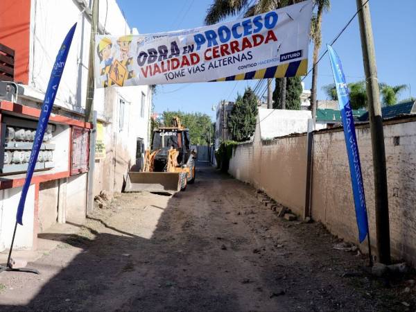 Arranca Mundo Tlatehui con adoquinamiento en calles de la colonia concepción la cruz