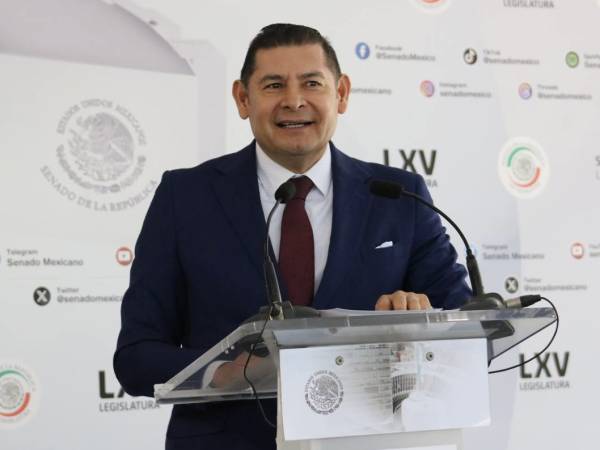 AMLO consolida Red Ferroviaria para progreso de Puebla, asegura Alejandro Armenta