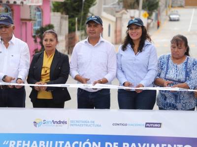Inaugura Mundo Tlatehui calle Frontera de la colonia Concepcion Guadalupe