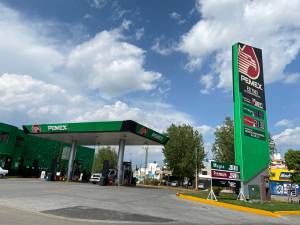 Desabasto de gasolina en Puebla por paro de trabajadores de Pemex