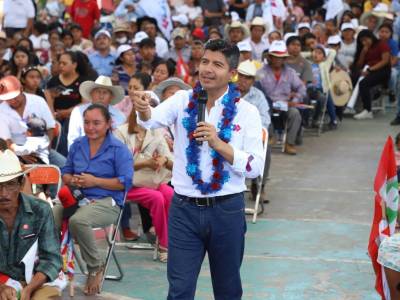 Presenta Lalo Rivera el Sistema Estatal de Cuidados