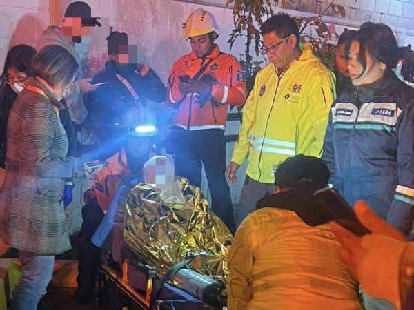 Joven de 25 años resulta lesionado tras incendiarse La Gran Bodega de Amalucan