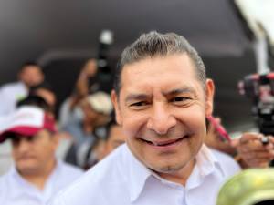 Celebra Alejandro Armenta que activista desaparecida se encuentre bien y con su familia