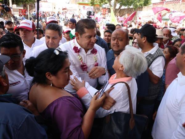 Alejandro Armenta anuncia la creación del Banco de la Mujer para empoderar a las familias