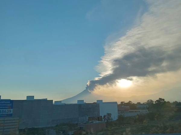 Mejora calidad del aire en Puebla, pese actividad del volcán Popocatépetl