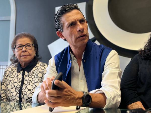 Desbandada de ex priistas, no afecta a la alianza, Carlos Martínez respalda a Néstor Camarillo