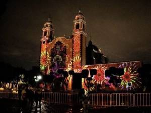 Inicia proyección de Videomapping “Lunas de Octubre”