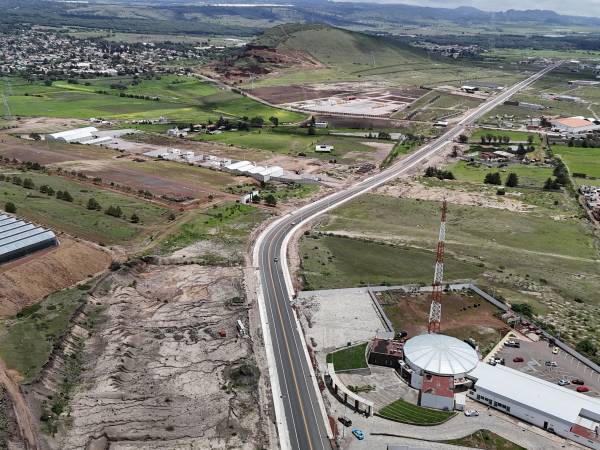 Con obra carretera y programas sociales, Sergio Salomón impulsa progreso integral en Chignahuapan