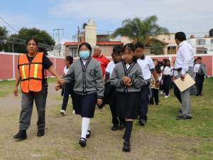 Capacita SEP a padres de familia en materia de Protección Civil