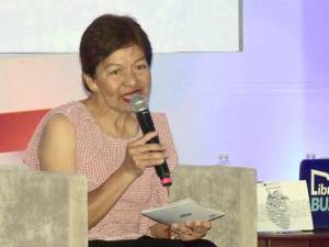 Rectora María Lilia Cedillo Ramírez presenta libro Cuenta conmigo