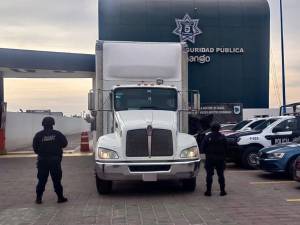 Policía de Coronango auxilió a 2 personas que sufrieron un robo en Xoxtla