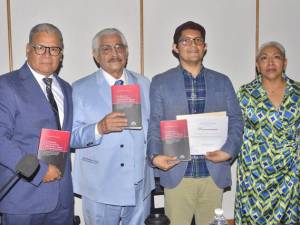 Presentan en la Facultad de Derecho de la BUAP libro sobre crítica jurídica y marxismo