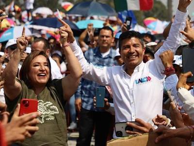 Ofrece Eduardo Rivera rumbo seguro para Puebla