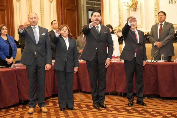 Rinden protesta en Sesión Extraordinaria de Cabildo titulares de las secretarías del Ayuntamiento, Tesorería, Contraloría y Seguridad Ciudadana