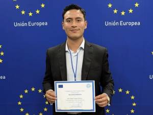 Gana egresado BUAP prestigiosa beca para estudiar posgrado en tres países de la UE