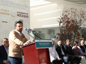 Inauguran Zoé Robledo y Sergio Salomón Céspedes Unidad de Oftalmología servicios de salud IMSS-Bienestar en Cholula