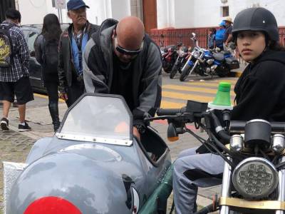 Miles de motociclistas conquistan Cholula