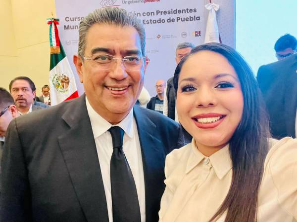 Acude Tonantzin Fernández a capacitación para presidentes municipales electos