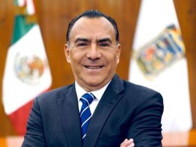 Exhorta Alejandro Oaxaca a Paola Angon a conducirse con responsabilidad