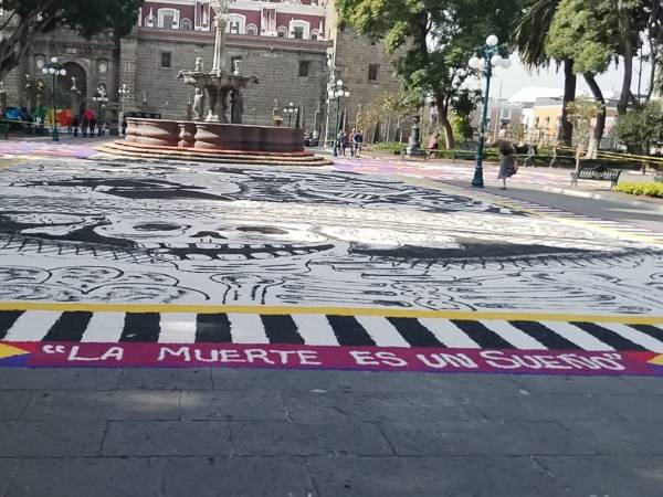 Solo faltan unas horas para inaugrar el tapete monumental de Día de Muertos 