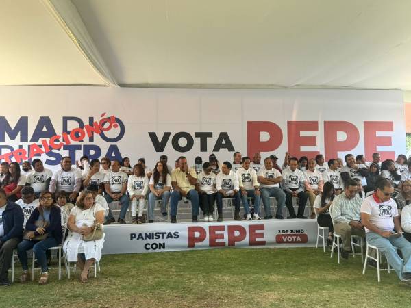 Liderazgos del PAN dan la espalda a Mario Riestra, se van con Pepe Chedraui