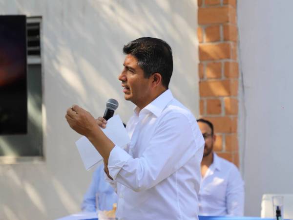 Tepeaca recibe a Lalo Rivera previo al inicio de campaña