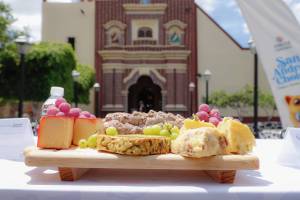 Presentan edición 23 de la Feria del Queso de Santa María Tonantzintla