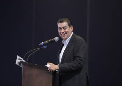 Exhorta Sergio Salomón a Ayuntamientos garantizar rendición de cuentas para favorecer progreso