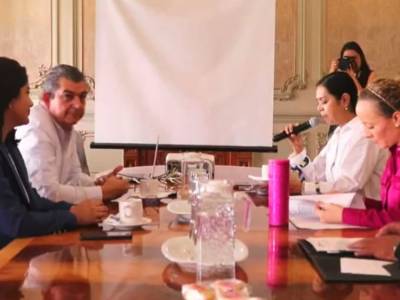 Aprueban, en comisiones, la entrega de 110 bases en Ayuntamiento de Puebla