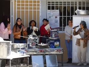 Entrega Gobierno de Cholula equipamiento de cocina en el CAM