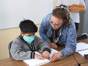 Capacita SEP a más de 200 docentes de educación especial