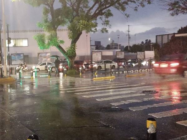 Lluvias y fuertes vientos para Puebla este día