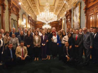 Desde Palacio Nacional, Alejandro Armenta reafirma interés de Puebla para consolidar el IMSS Bienestar