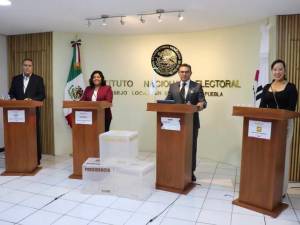 En el debate, Tigre Aguilar muestra experiencia, Pérez Popoca quedó a deber