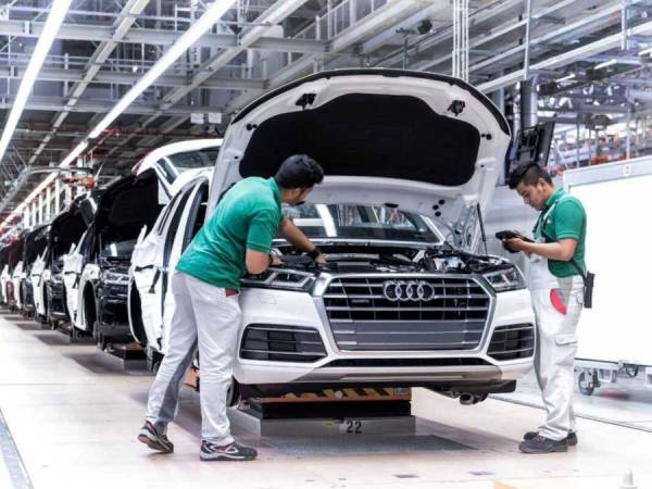 Por primera vez en más siete años de operar en Puebla, estalla huelga en Audi de México